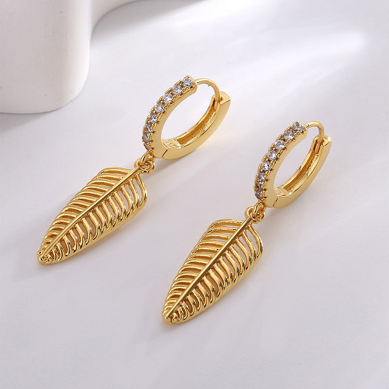 Women's Fashion Geometric Feather Earrings