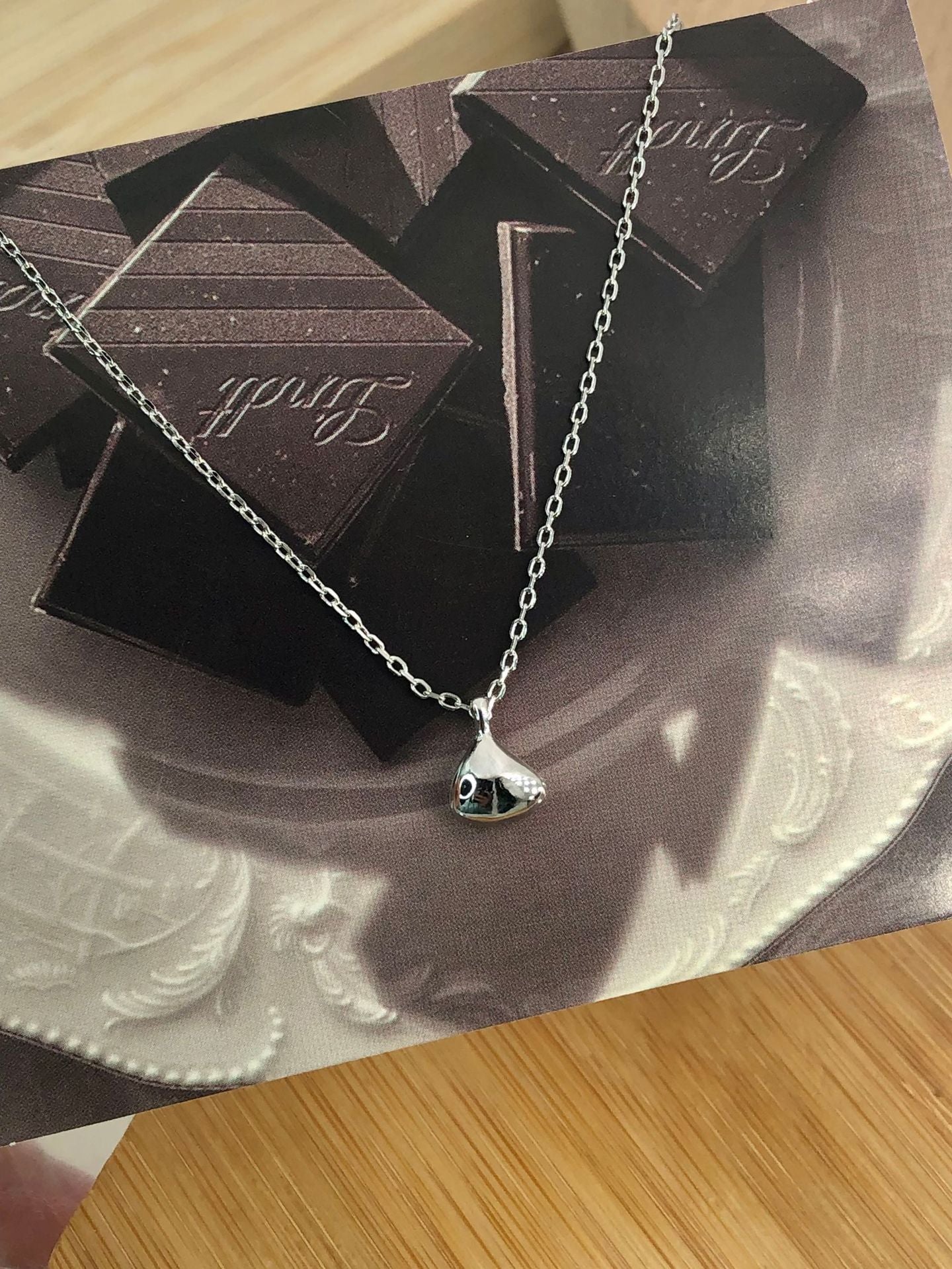 Women's Water Drop Necklace Niche Design Simple