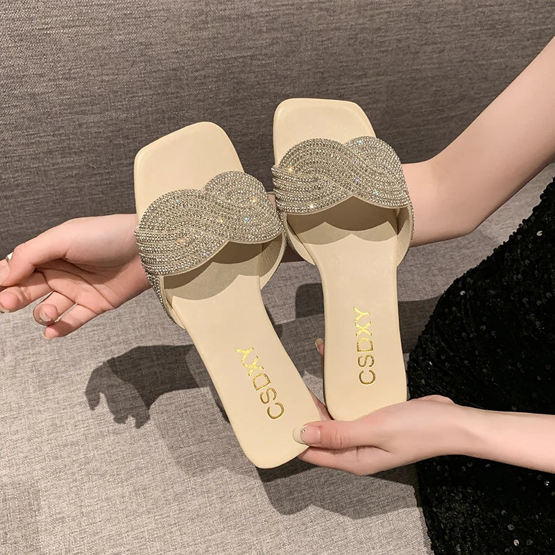 New Summer Flat Heel Rhinestone Ladies Shoes Women Fashion Rhinestones Sandals High-quality Outdoor Beach Slides Slippers