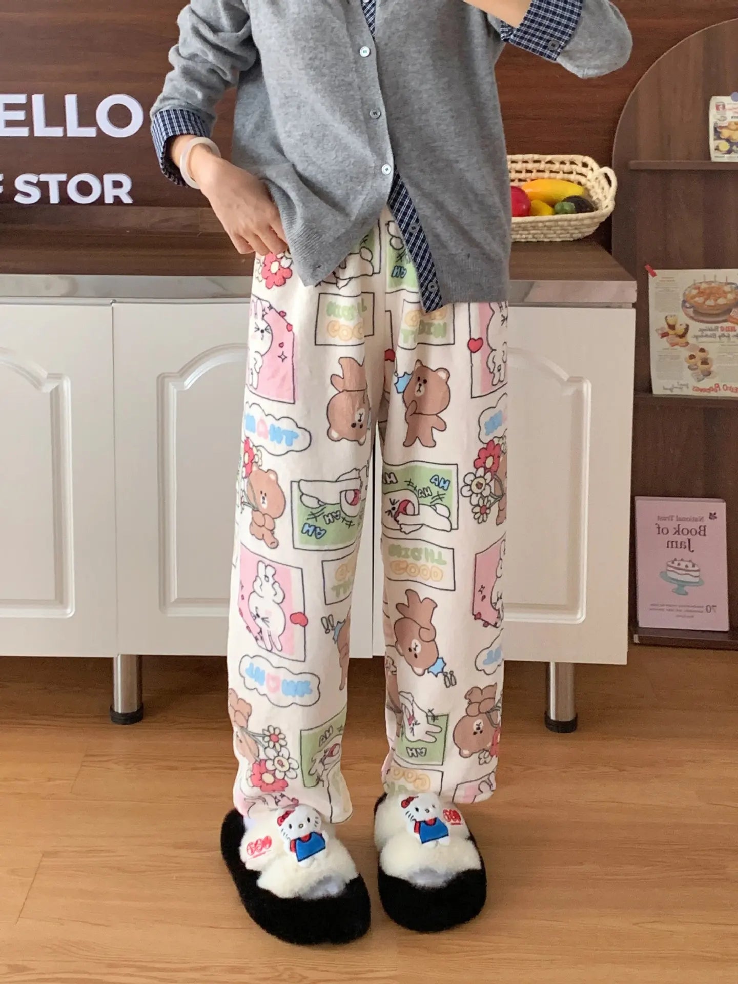 Sanrio Hello Kitty Pajamas Flannel Fashion Trousers Kawaii Women Casual Home Pants Cartoon Warm Comfortable Pants