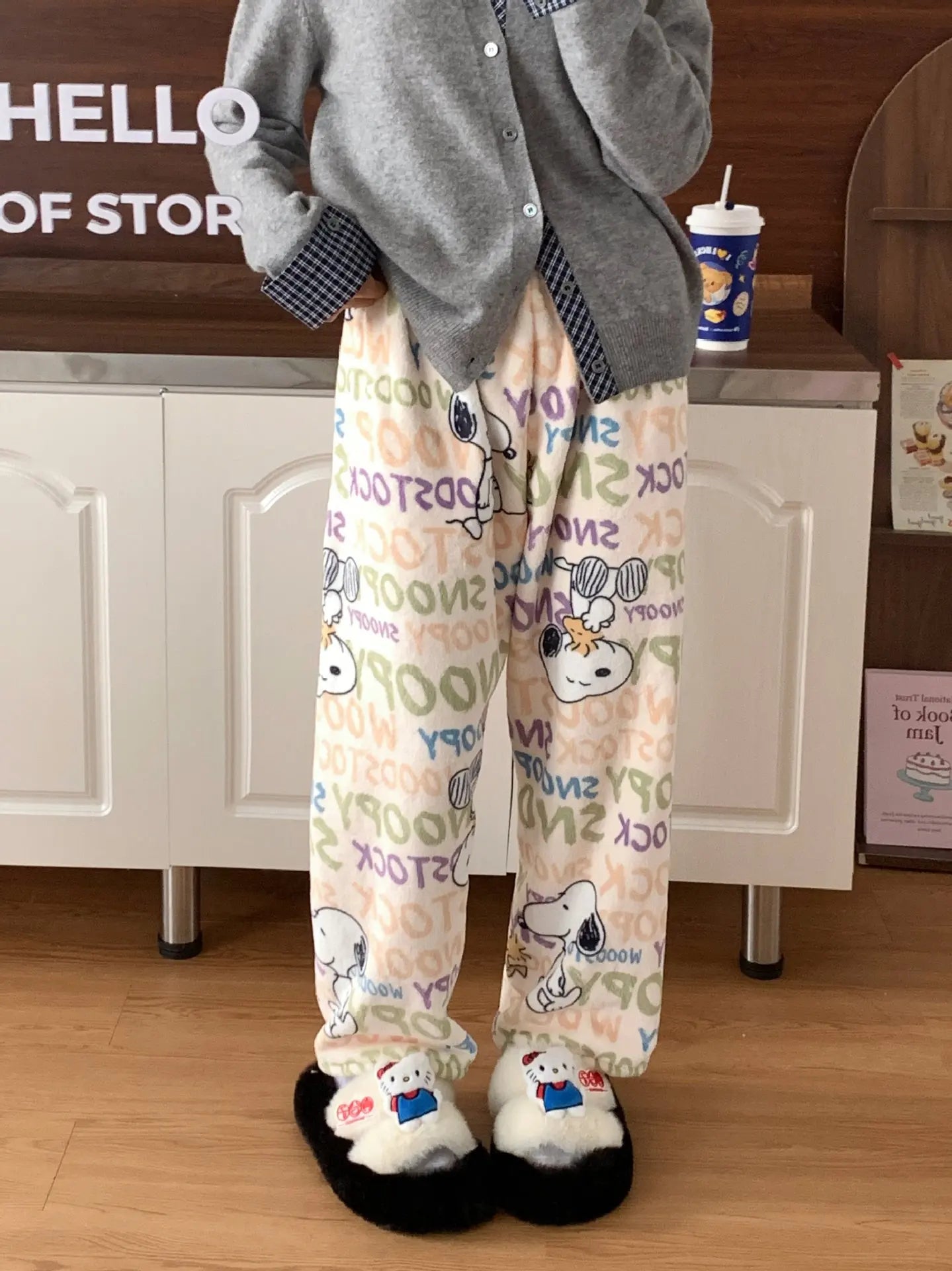 Sanrio Hello Kitty Pajamas Flannel Fashion Trousers Kawaii Women Casual Home Pants Cartoon Warm Comfortable Pants
