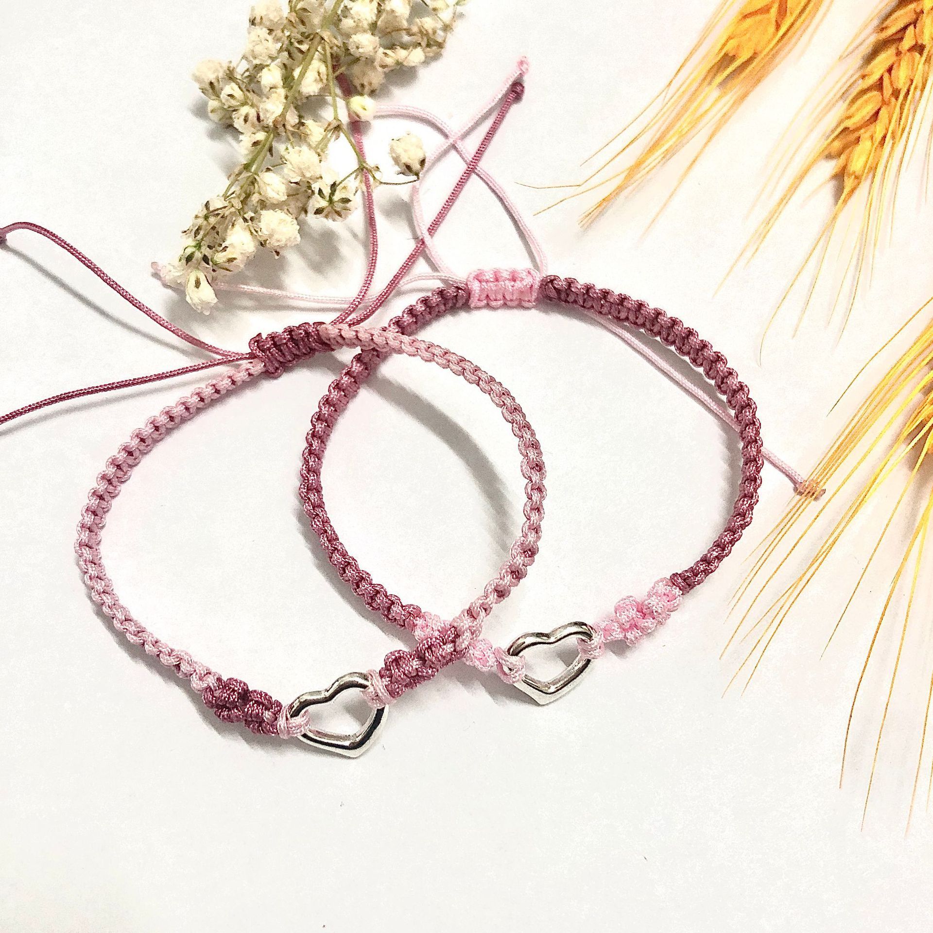 Heart-beating Heart-loving Peach Blossom Woven Hand Strap Simple