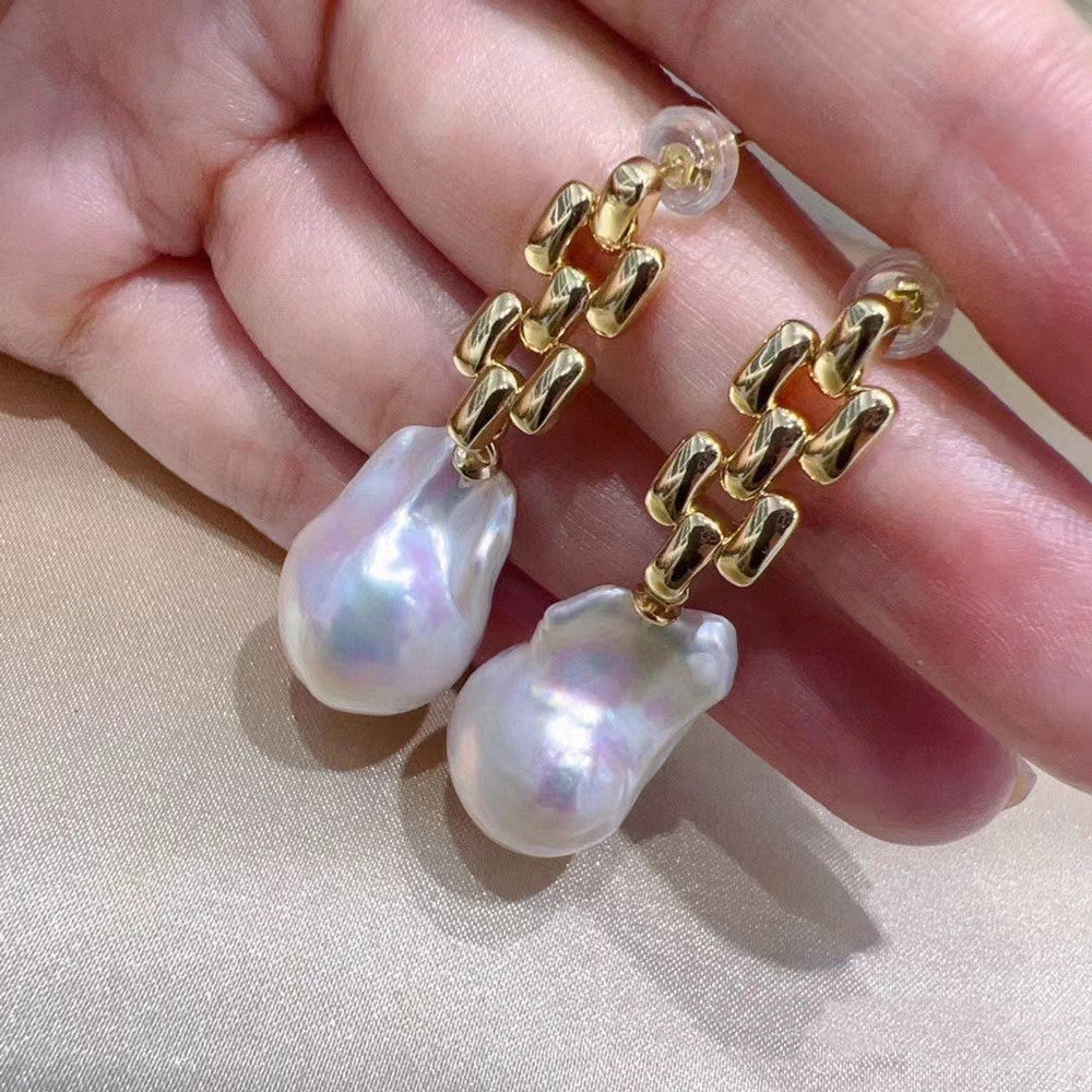 Women's Fashion Irregular Baroque Pearl Stud Earrings