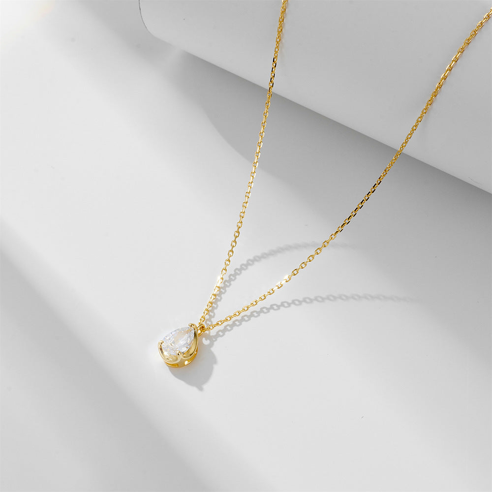 Light Luxury Ins Special-interest Design High Sense Simple Pendant Clavicle Chain