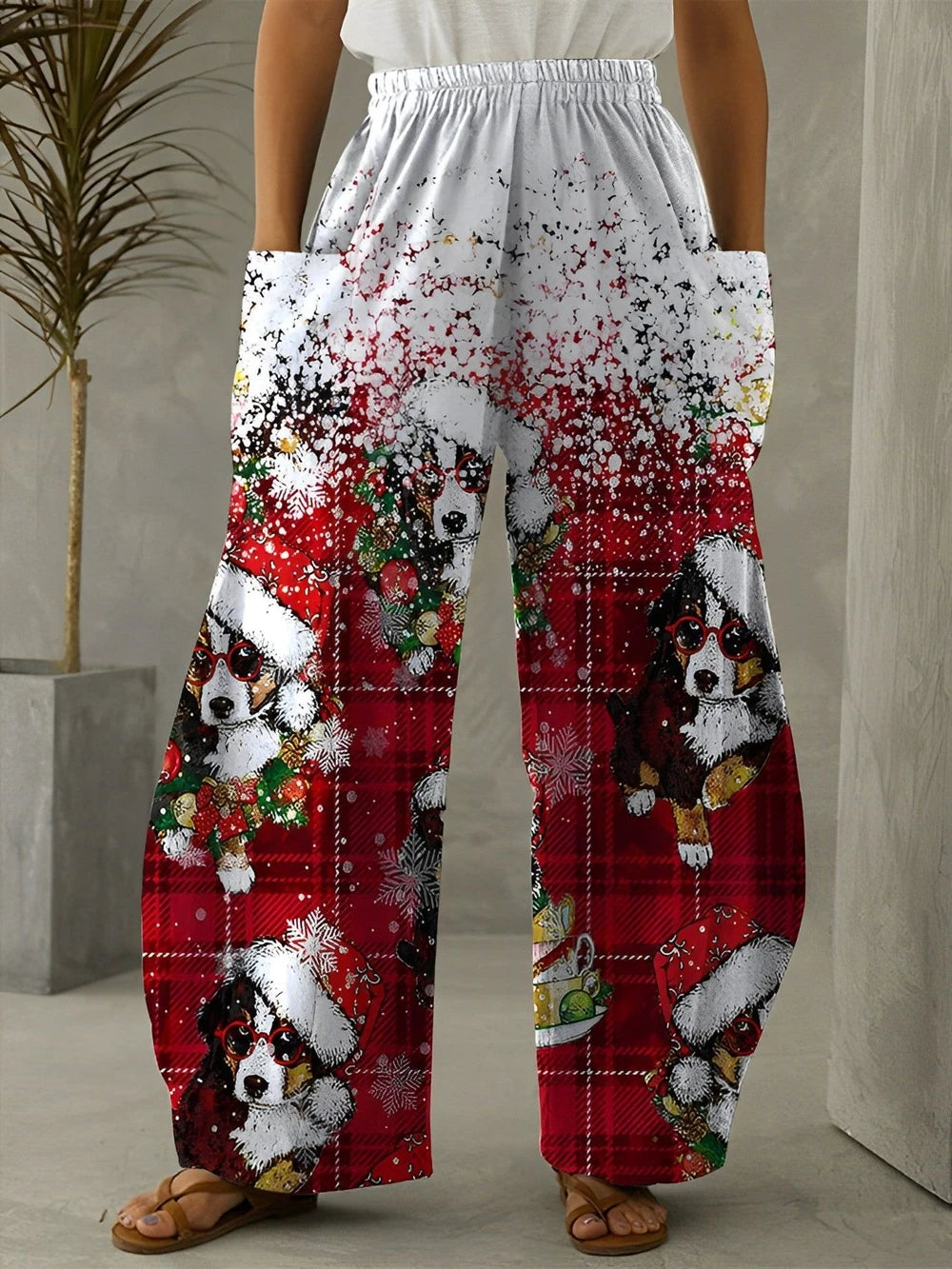 Ladies'Casual Pants Santa Claus Reindeer Print Elastic Waistband Pockets Casual Loose Pants Street Fashion Women's Clothing