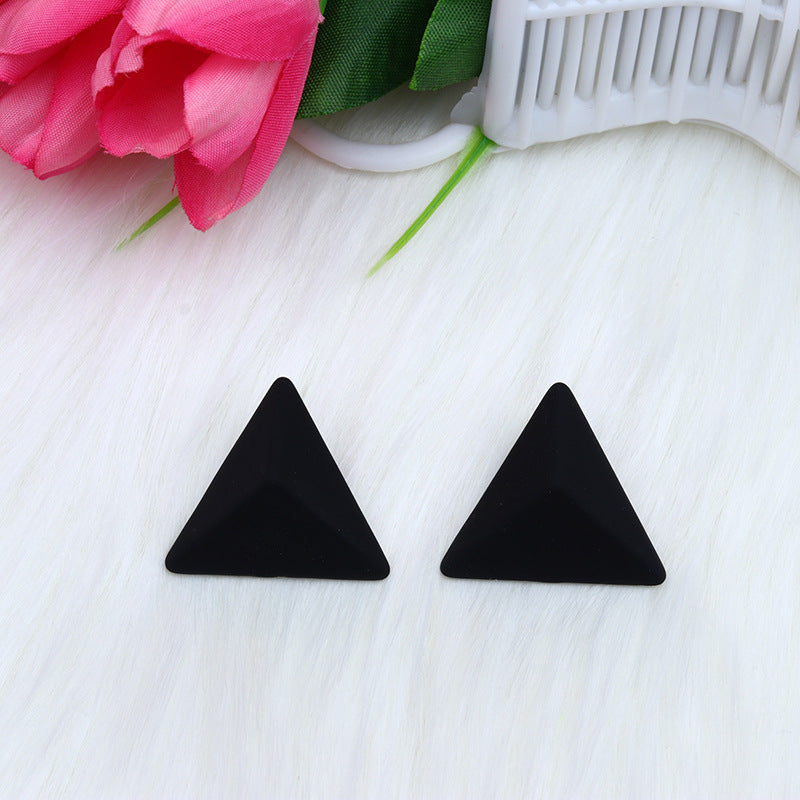 12 Color Triangle Three-dimensional Spray Paint Ear Studs