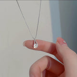 Women's Drop-shaped Zircon Necklace