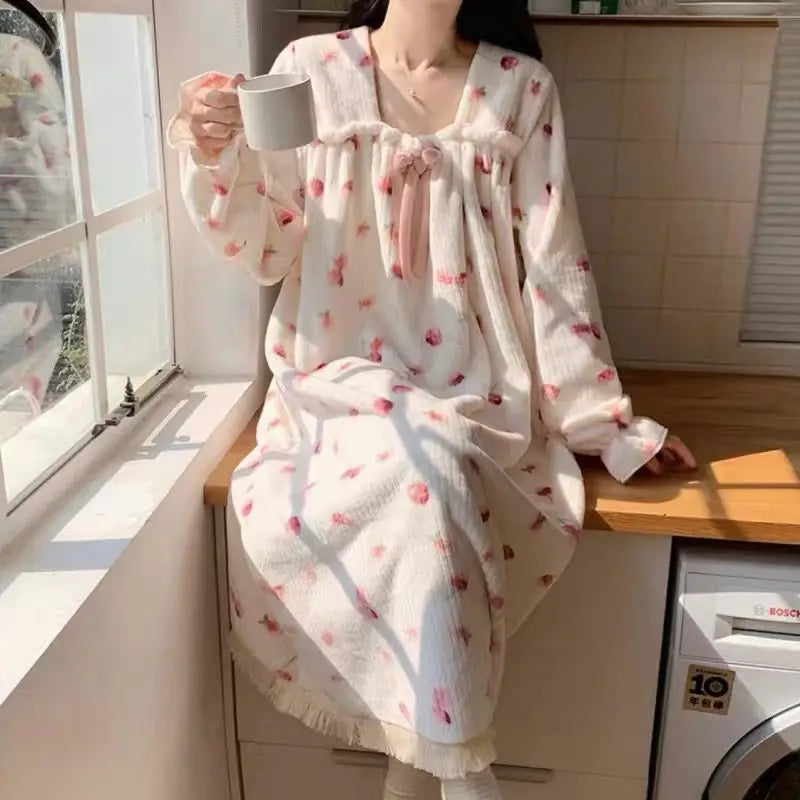 Nightgown Bathrobe Women's Clothing Homewear Winter Thick Cute Coral Velvet Comfortable Casual Simple Stylish Loose Large Size