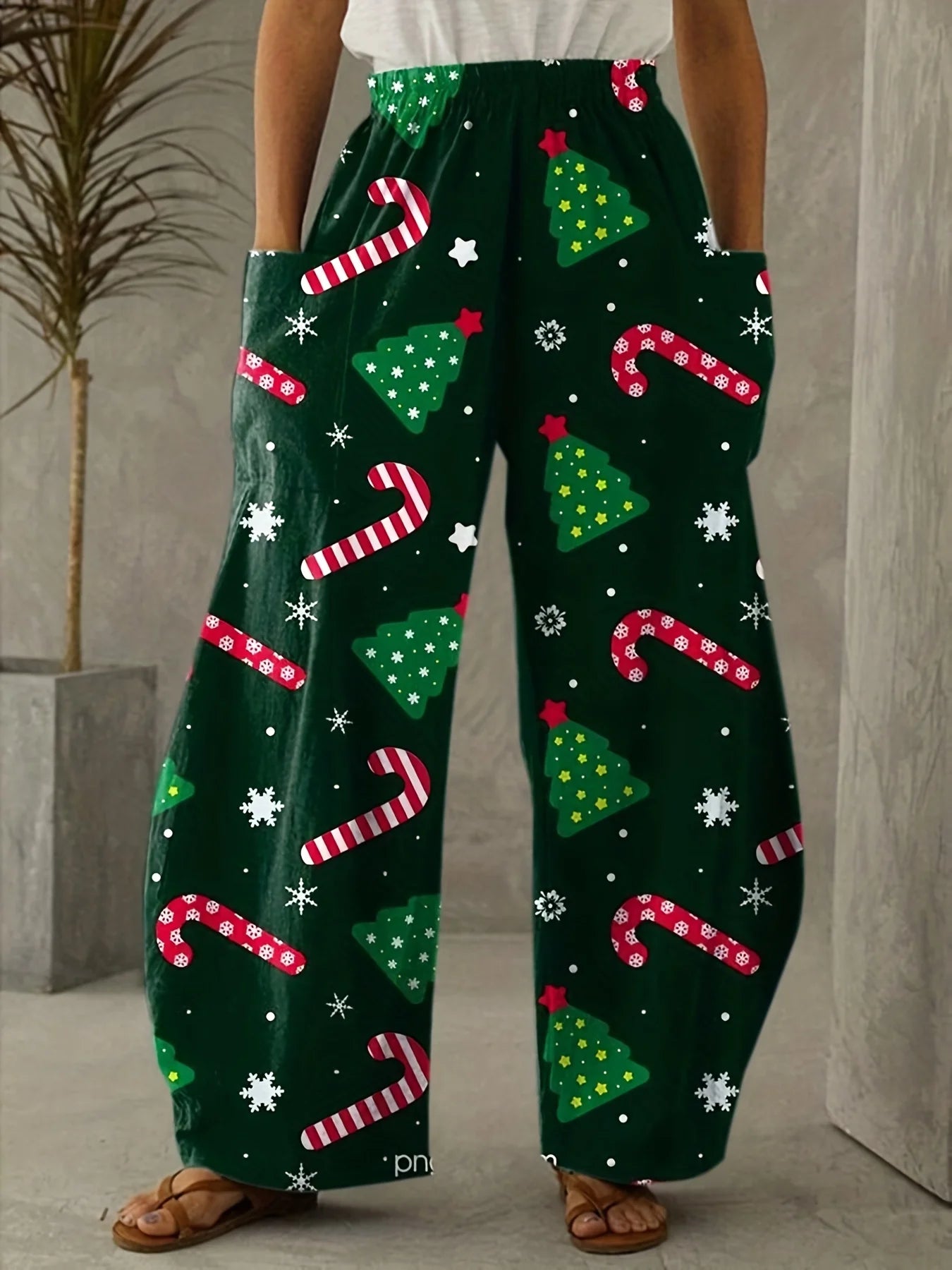 Ladies'Casual Pants Santa Claus Reindeer Print Elastic Waistband Pockets Casual Loose Pants Street Fashion Women's Clothing