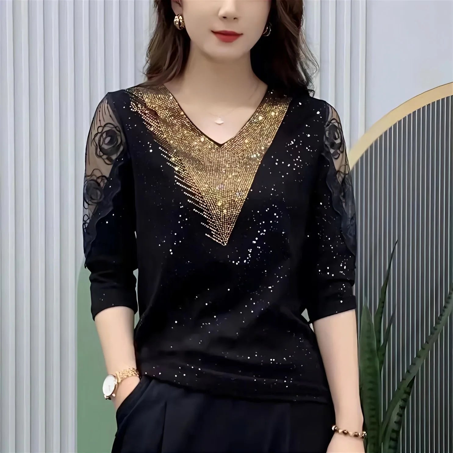 4XL Women Summer Spring Autumn Blouses Shirts Lady Fashion Half Sleeve V-Neck Collar Sequins Lace Embroidery Blusas Tops