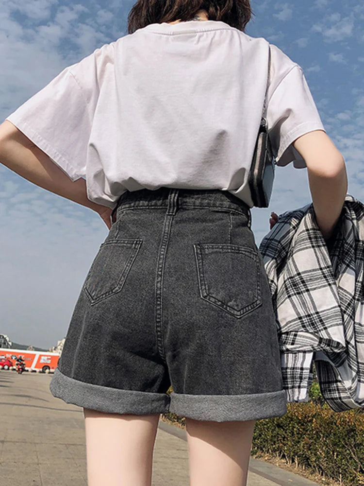 New Summer Women High Waist Button Wigh Leg Jeans Shorts Casual Female Loose Fit Blue Denim Shorts