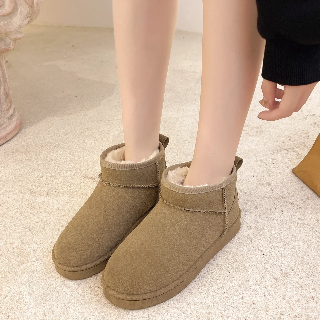 New Snow Boot Style Short Mini Winter Sheepskin Boots Women Waterproof Natural Wool Ankle Boots Fur Lined Ankle Warm Flat Shoes