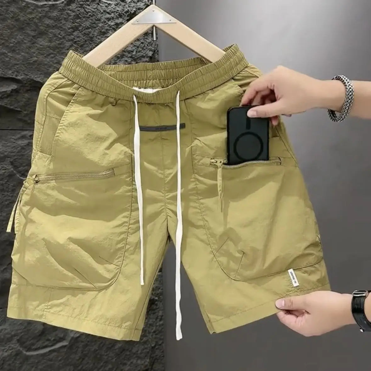 Men's Summer Pocket Zipper Cargo Shorts Trendy Brand Versatile Loose Quick-drying Sports Loose Casual Five-point Beach Pants