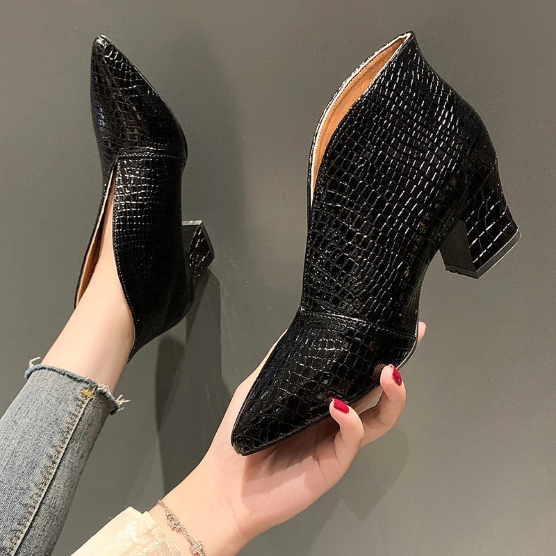 Spring and Autumn New Fashion Pointed Toe Thick Heel High-heeled Women's Shoes Comfortable Temperament High-heeled Shoes