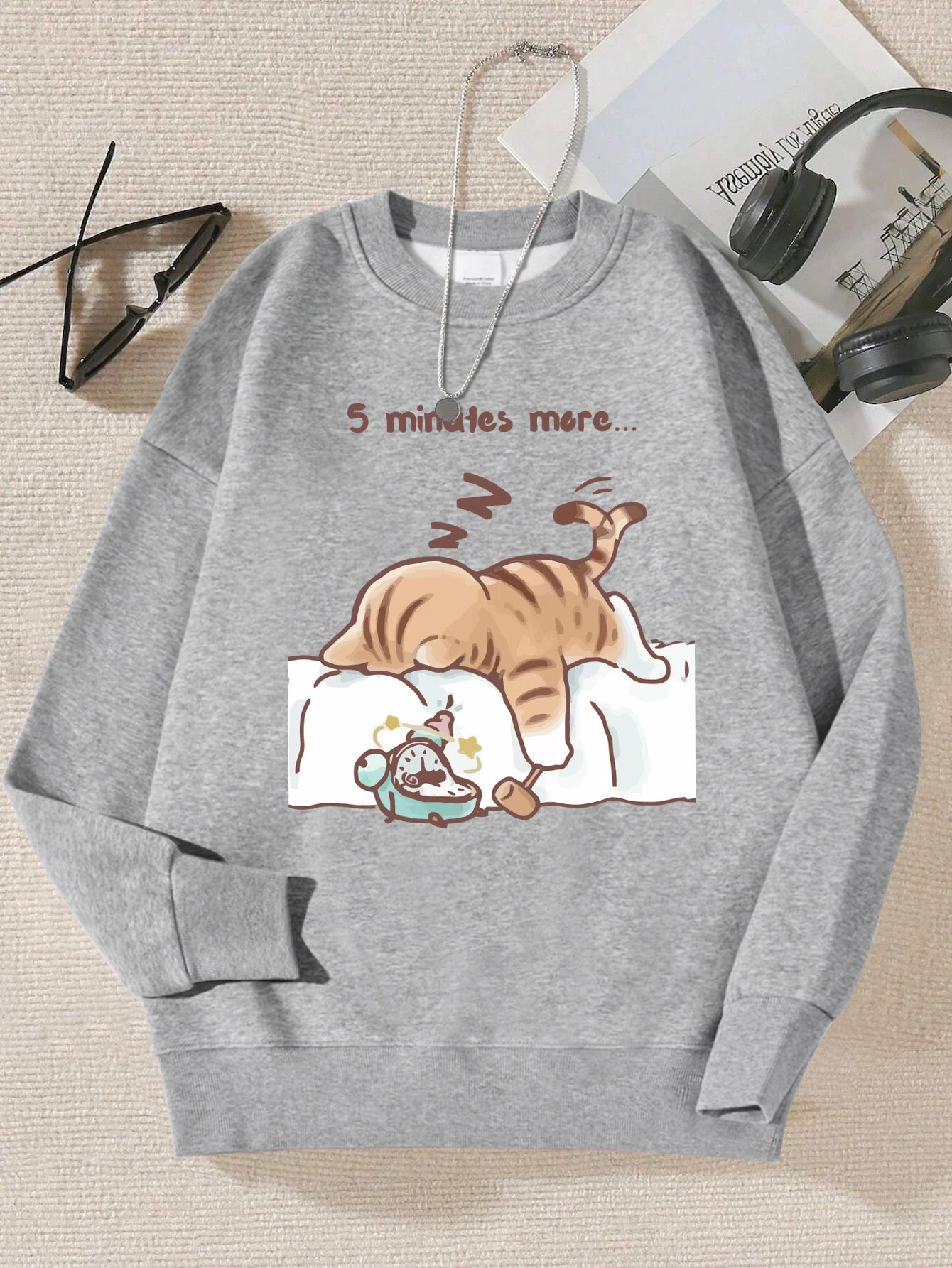 The Cat That Always Wants To Sleep Pattern Printed Hooded Women Simple Warm Autumn Sweatshirt Street Casual Unisex Pullovers