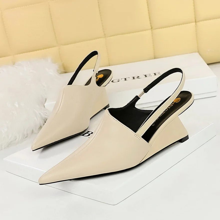 Shoes Woman's Slippers Loafers Luxury Slides Female Mule Cover Toe Square heel On A Wedge Heeled Mules Low 2025 Designer Block