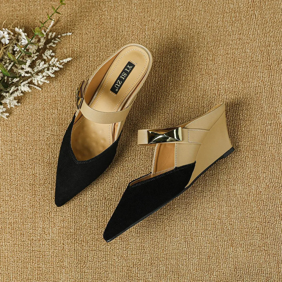 Shoes Woman's Slippers Loafers Luxury Slides Female Mule Cover Toe Square heel On A Wedge Heeled Mules Low 2025 Designer Block