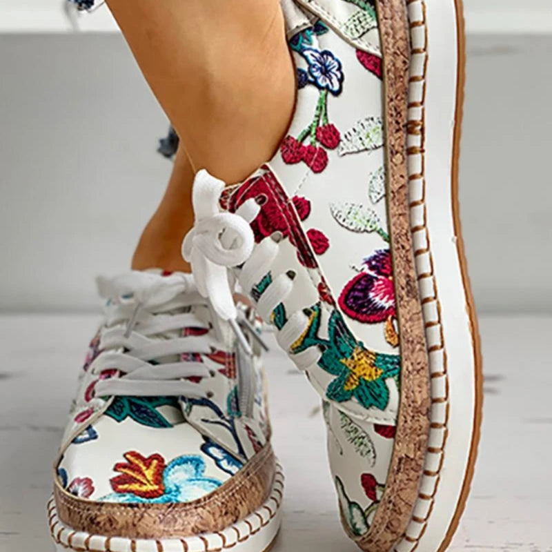 Women Sneakers Elegant Floral Printed Lace Up Female Flat Shoes Fashion Round Toe Lady Vulcanized Shoes Femme Casual Shoes