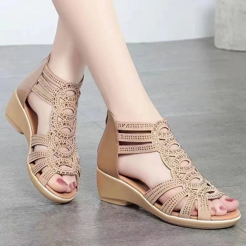 Women‘s Casual Soft Leather Roman Sandals Summer New Designer Soft Sole Outwear Wedge Slippers Fashion Platform Shoes