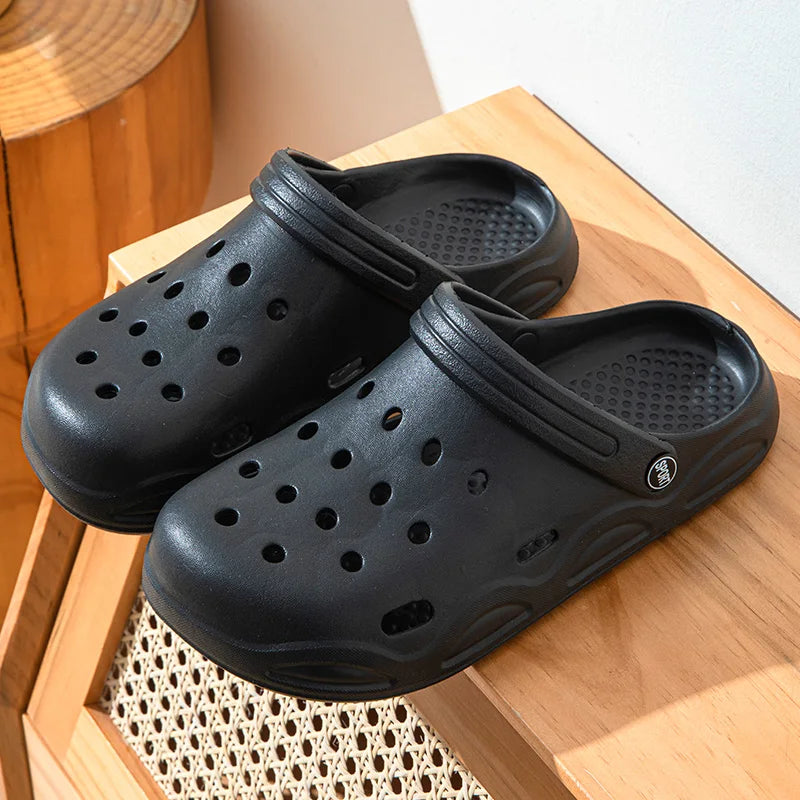 Summer Fashion Sandals Waterproof Slippers Men Shoes Outdoor Slides Soft Sole Garden Shoes Clogs EVA Beach Sandals Home Slippers