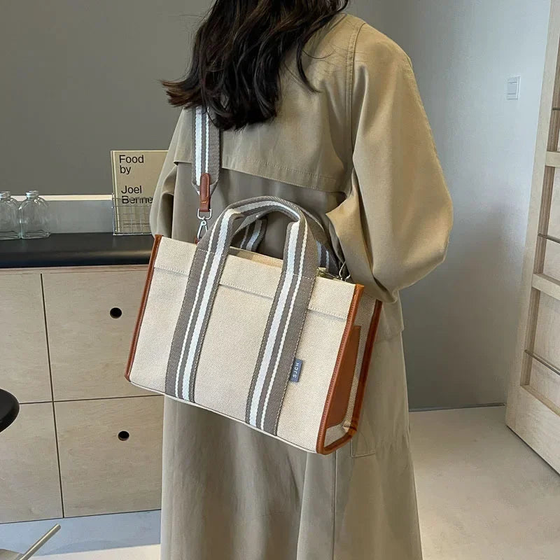 Large-capacity Canvas Bag Female 2024 New Contrast Retro Portable Tote Bag Commuting One-shoulder Messenger Bag in Class