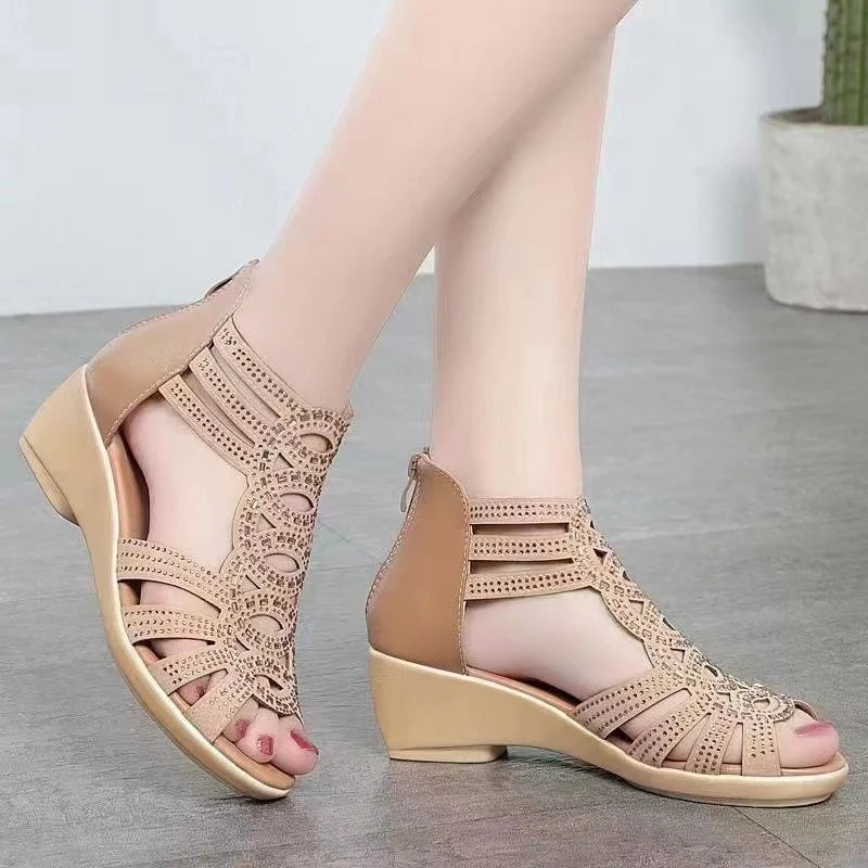 Women‘s Casual Soft Leather Roman Sandals Summer New Designer Soft Sole Outwear Wedge Slippers Fashion Platform Shoes