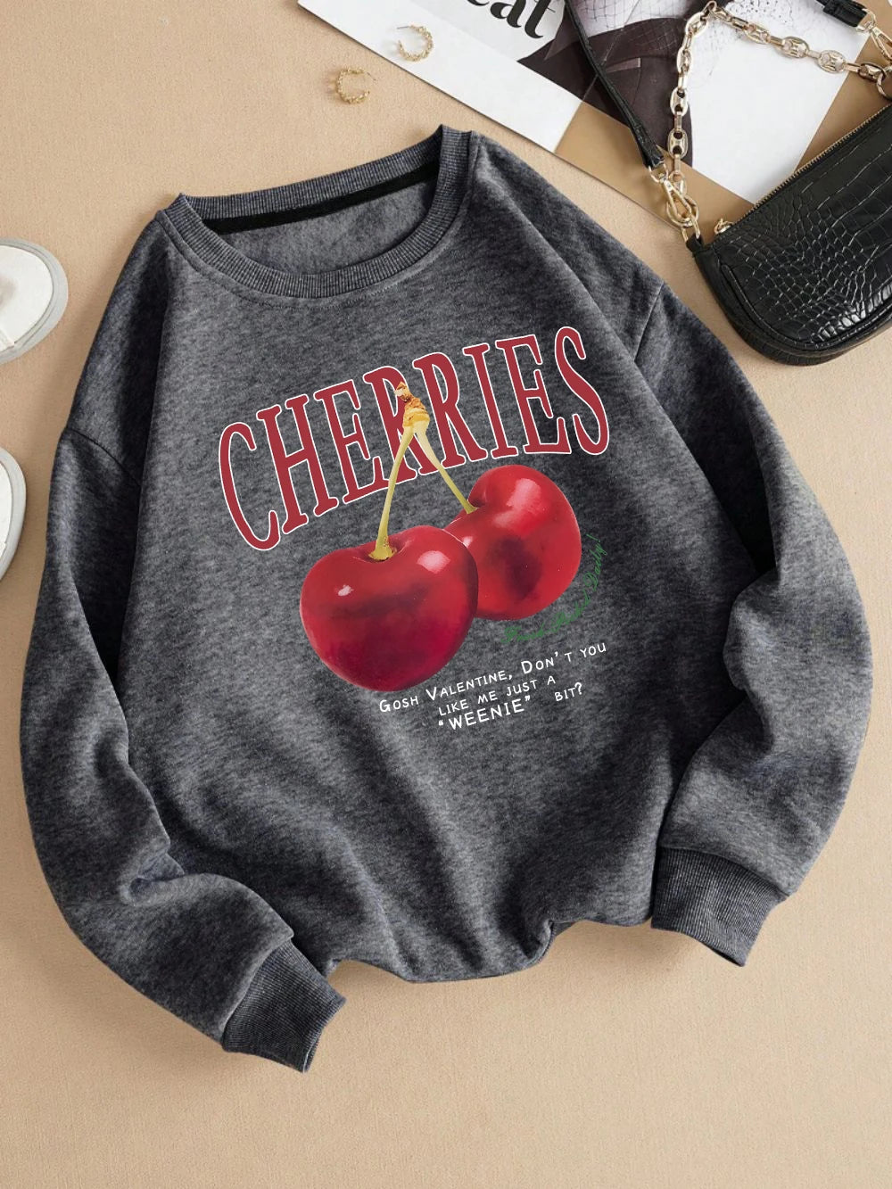 Fashion Womens Sweatshirt Fresh Red Cherries Printing Pullover Crewneck Fleece Soft Breathable Hoodie Autumn Female Streetwear