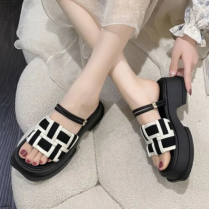 Woman Slippers Height on Word Slides Open Toe Indoor Sandals Outside Platform Beach Shoes for Women Trend New Fashion Shoe