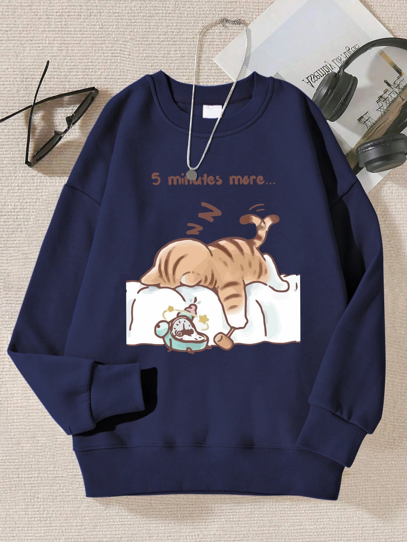 The Cat That Always Wants To Sleep Pattern Printed Hooded Women Simple Warm Autumn Sweatshirt Street Casual Unisex Pullovers