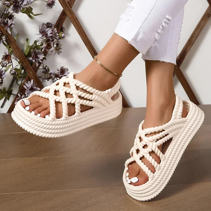 New Summer Fashion Comfortable and Wear-resistant Thick-soled Beach Casual Sandals for WomenTrendy Heel Sandals