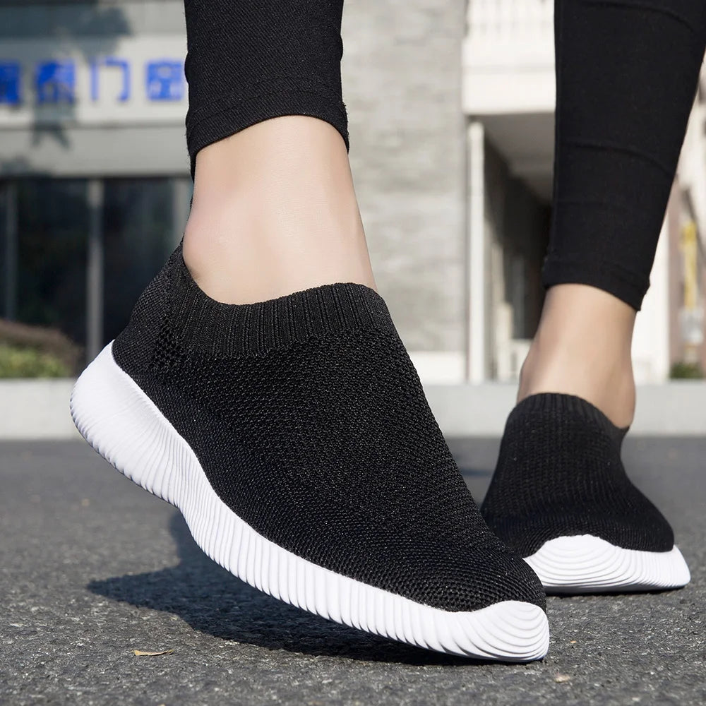 Spring Women Shoes Knitting Sock Sneakers Women Flat Shoes Casual Breathable Sneakers Flats Walking Shoes for Women