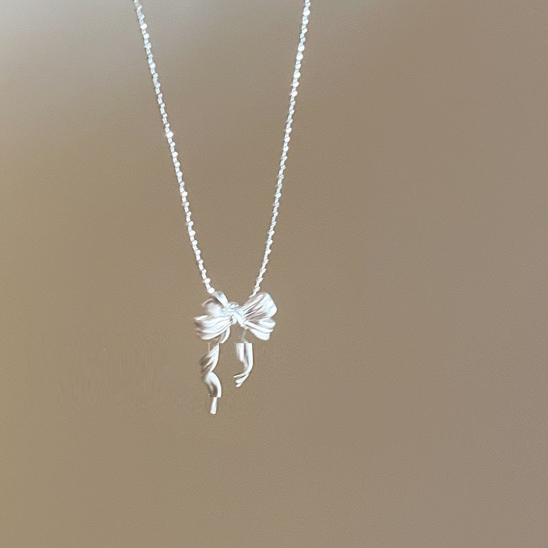 Escape Princess Simplicity Silver Bow Necklace Ins Style