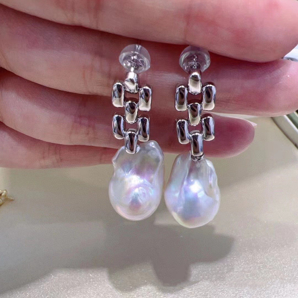 Women's Fashion Irregular Baroque Pearl Stud Earrings